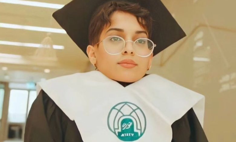 تتقدم دانا الهاجري خطوات واسعة في عالم تصميم المنتجات، حيث تخرجت بامتياز مع مرتبة الشرف الأولى في تخصصها الفريد الذي ...