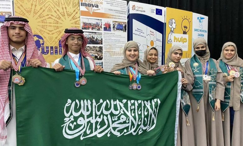 6 ذهبيات و7 جوائز خاصة للمملكة في معرض أنوفا للاختراعات 2024🇸🇦 طلاب وطالبات سعوديون يبهرون العالم بإنجازات مذهلة ف