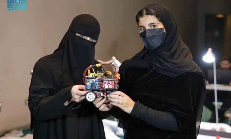 إنجاز تاريخي  سعوديتان تحققان المركز الأول عربياً والتاسع عالمياً في أولمبياد الروبوت 🤖تألقت الجوهرة القحطاني وأس