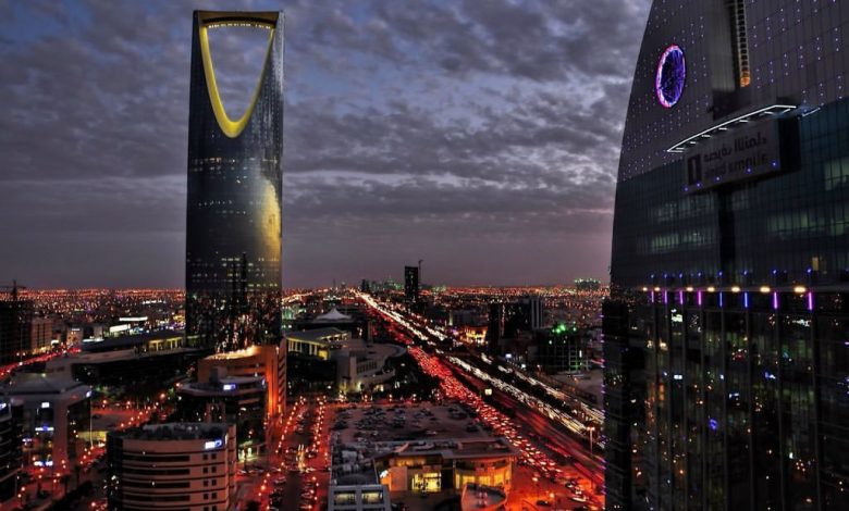 مستقبل المملكة الاقتصادي مُؤمّن بالكامل 🇸🇦✌️ معالي وزير المالية أؤكد ليس لدينا مشروع أو إستراتيجية من الآن حتى عام 2
